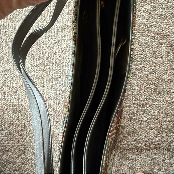 SAS U.S.A. Tapestry Patchwork Genuine Leather Shoulder Bag Purse - Picture 7 of 14